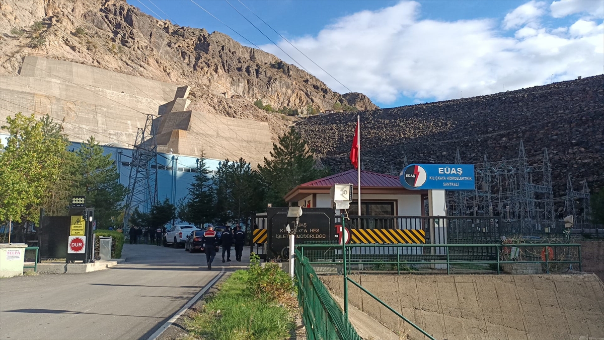 Sivas'ta trafonun patlaması sonucu 1 işçi öldü, 3 işçi yaralandı