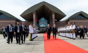 KUALA LUMPUR (AA) – TBMM Başkanı Mustafa Şentop ve beraberindeki