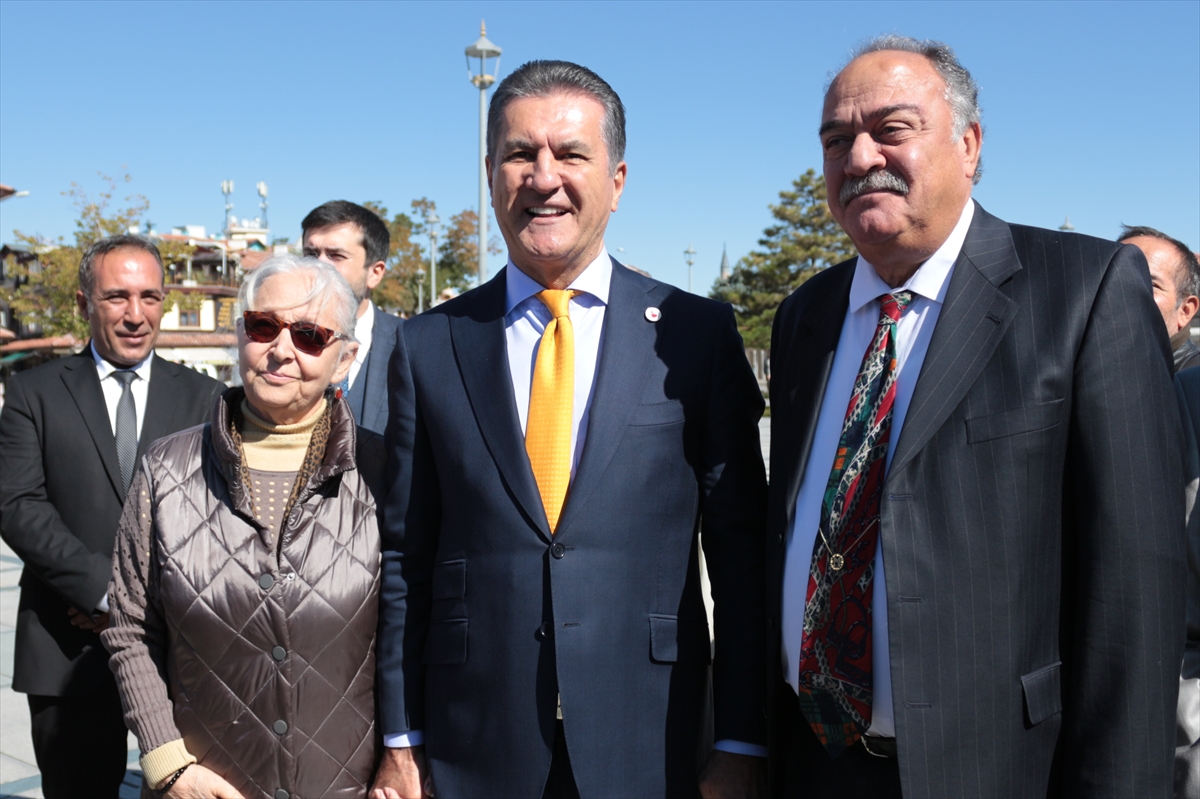 TDP Genel Başkanı Sarıgül, Mevlana Müzesi'ni ziyaret etti: