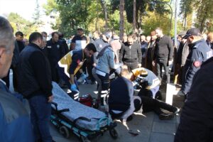 - Saldırı anı güvenlik kamerasına yansıdı