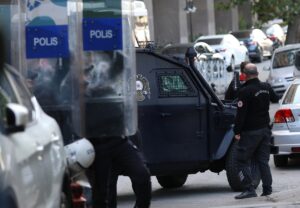 ANKARA (AA) – Ankara Cumhuriyet Başsavcılığınca yürütülen soruşturma kapsamında gözaltına