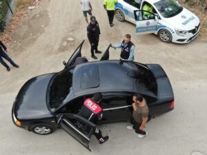 - 32 bin 671 personelin görev aldığı uygulamada, 3'ü terör