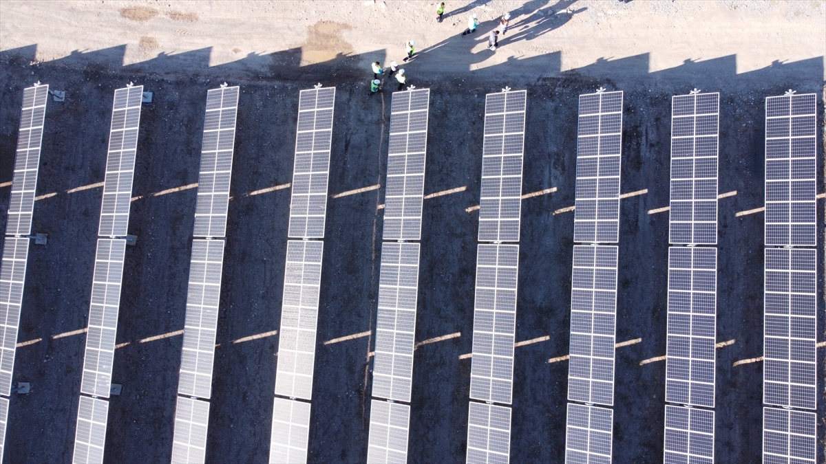 Van'da Arısu Güneş Enerjisi Santrali'nin açılışı yapıldı