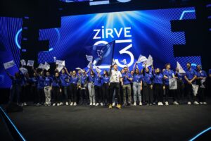 İSTANBUL (AA) – Üniversite öğrencilerinin liderlik yetkinliklerinin gelişmesine katkı sağlayarak