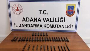 ADANA (AA) – Adana'da bir araçta silah yapımında kullanılan çok