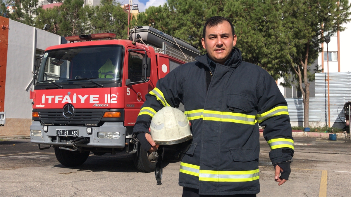 Adana'da yangında dumandan etkilenen kedi ekiplerin tüm çabasına rağmen kurtarılamadı