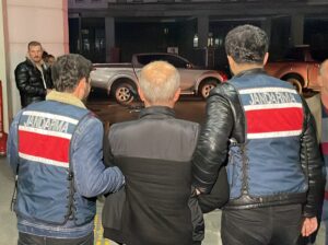 ADIYAMAN (AA) – Adıyaman'da terör örgütü PKK/KCK'ya yönelik operasyonda bir