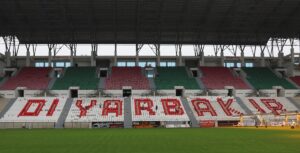 - "Diyarbakır'daki huzur ortamının, bugün yaşanmakta olan güzelliklerin artarak devam