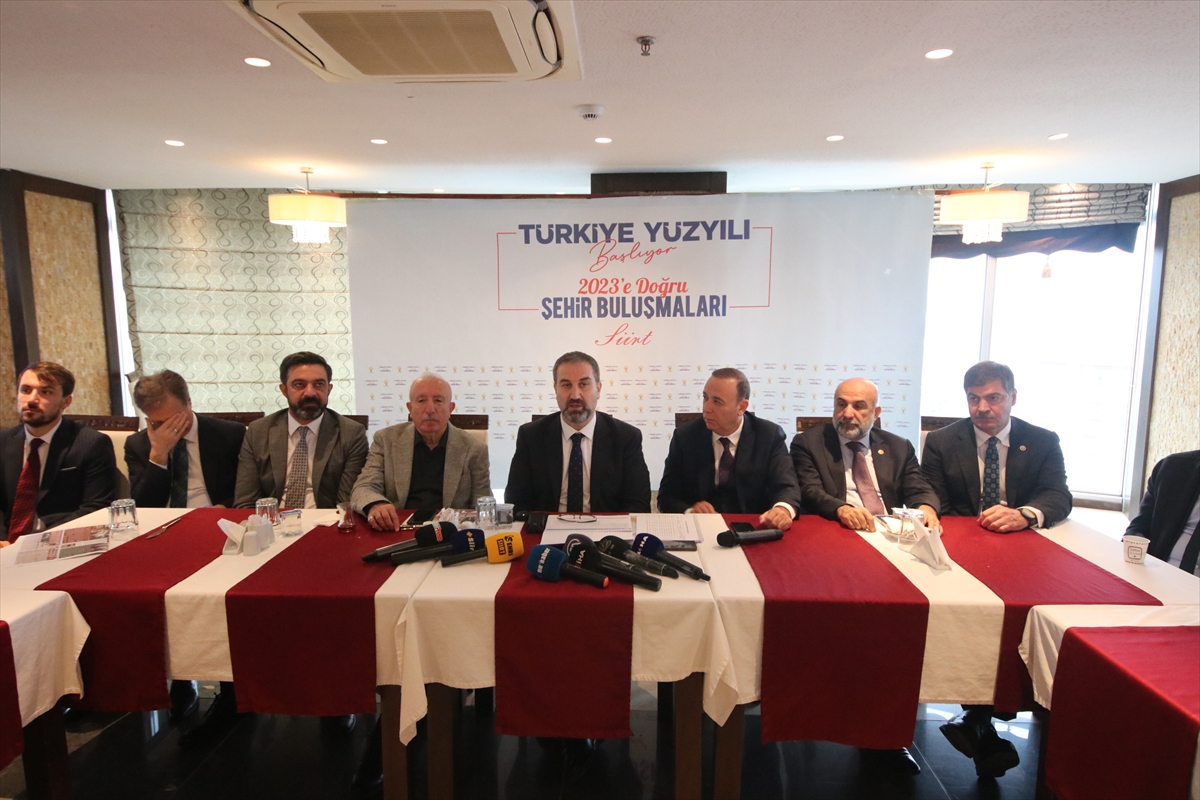 AK Parti'li Şen, Siirt'te “2023'e Doğru Şehir Buluşmaları” programında konuştu: