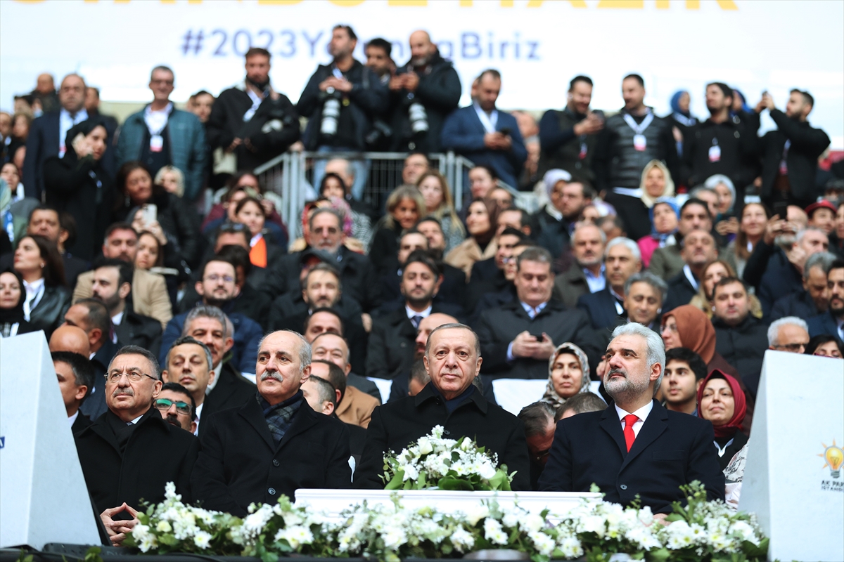 AK Parti'nin “İstanbul'un sözü: Birlik, İrade, Zafer” programı başladı