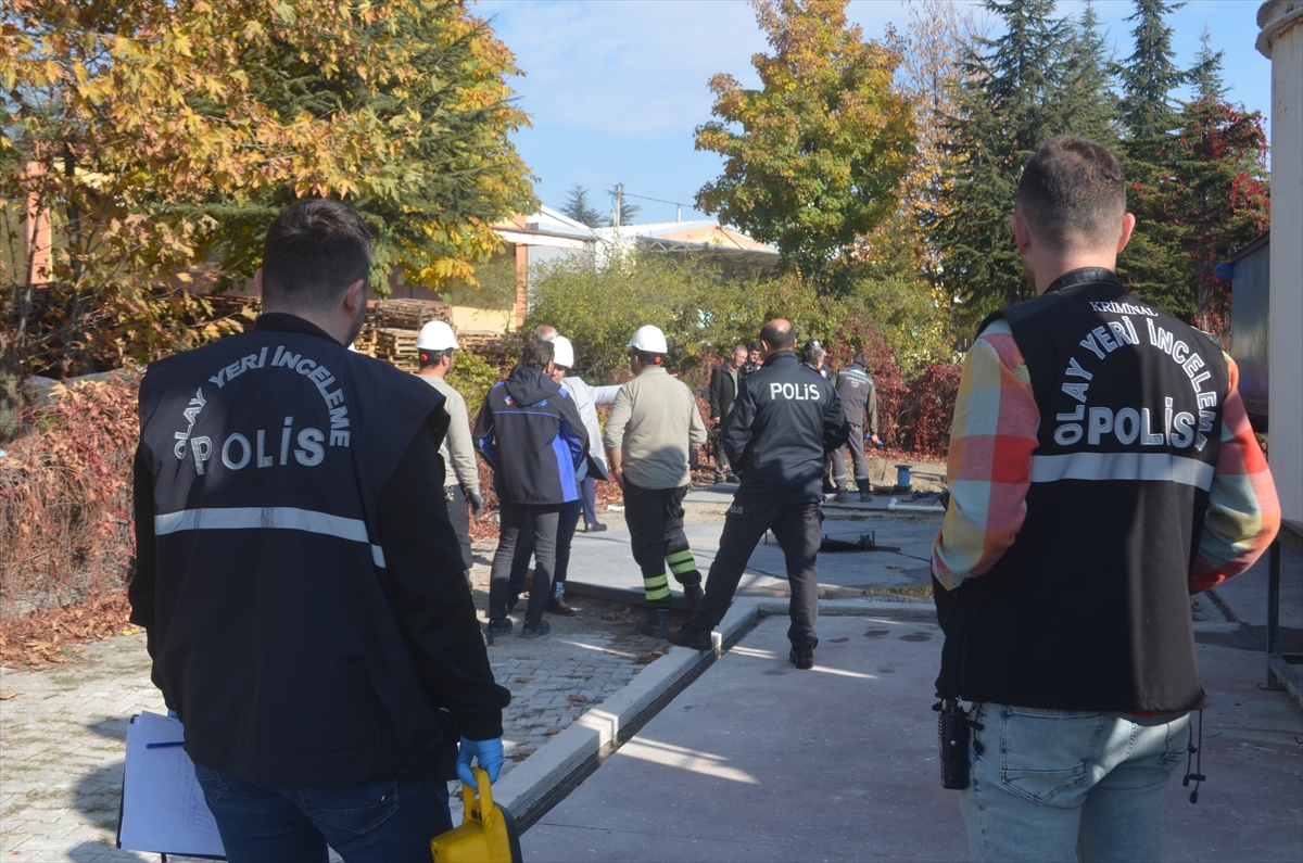 GÜNCELLEME – Amasya'da yağ fabrikasının arıtma ünitesinde baygın halde bulunan 6 işçi hastaneye kaldırıldı