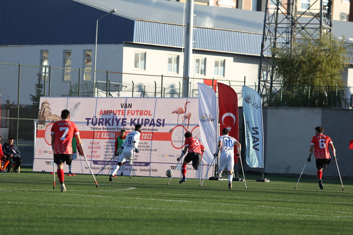 Ampute Futbol Türkiye Kupası'nda ilk gün müsabakaları tamamlandı