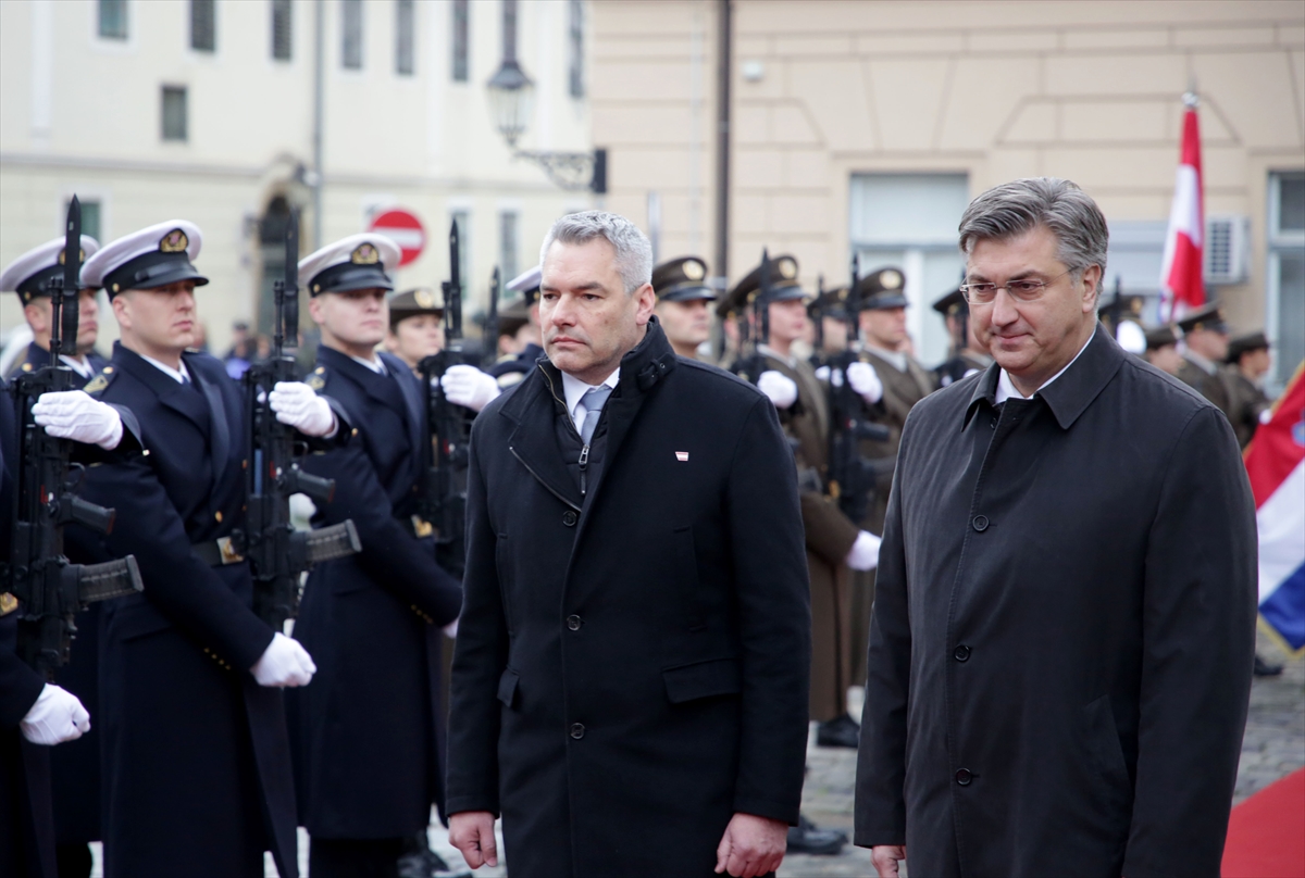 Avusturya Başbakanı Nehammer'den, Hırvatistan'ın Şengen Bölgesi'ne katılmasına destek