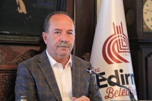 EDİRNE (AA) – Edirne Belediye Başkanı Recep Gürkan, Edirnespor Kulübü