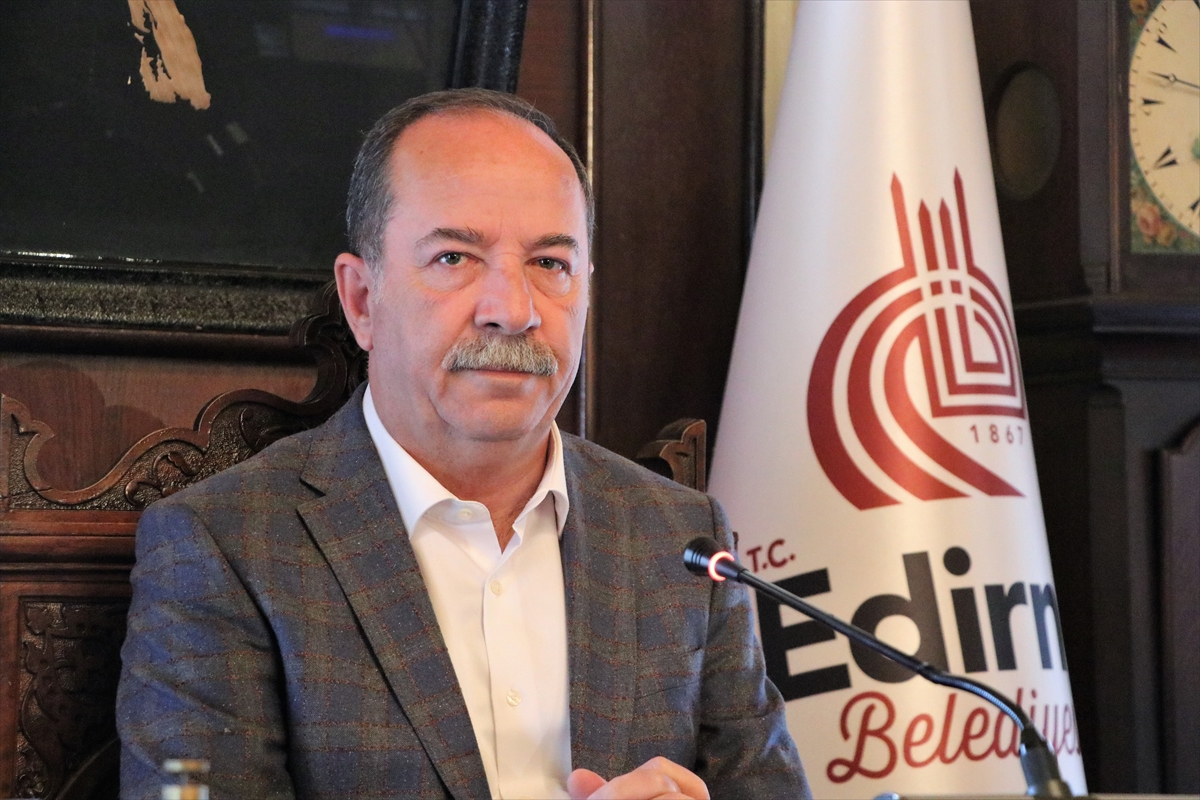 Başkanı istifa eden Edirnespor'a kentin yöneticileri sahip çıkacak