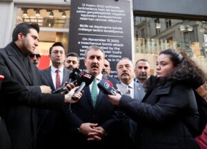 - "Siz Meclis'te HDP'yi bulundurmaya devam ederseniz, diğer sivil toplum