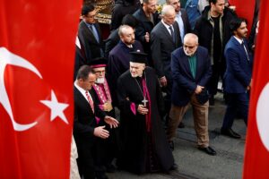 İSTANBUL (AA) – Beyoğlu Belediyesi, dini liderler ve 39 ülkenin