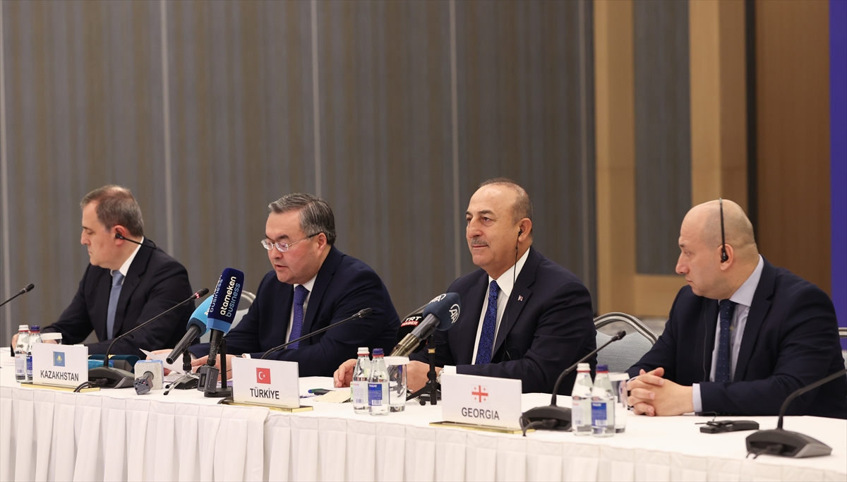Çavuşoğlu, Türkiye-Kazakistan-Azerbaycan Ulaştırma ve Dışişleri Bakanları 3'lü Toplantısı'nın ardından konuştu:
