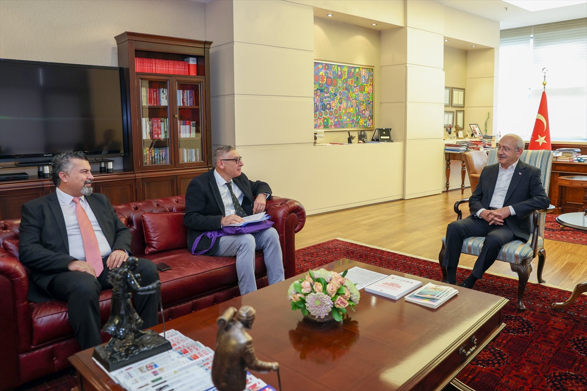 CHP Genel Başkanı Kılıçdaroğlu, TTB İkinci Başkanı Ökten'i kabul etti