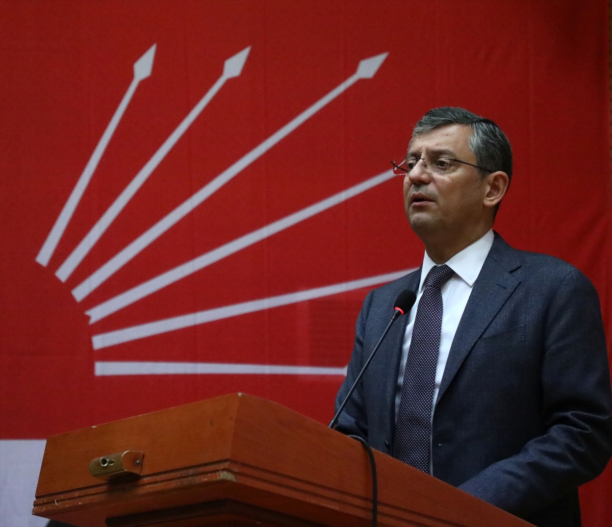 CHP Grup Başkanvekili Özgür Özel, Rize'de konuştu: