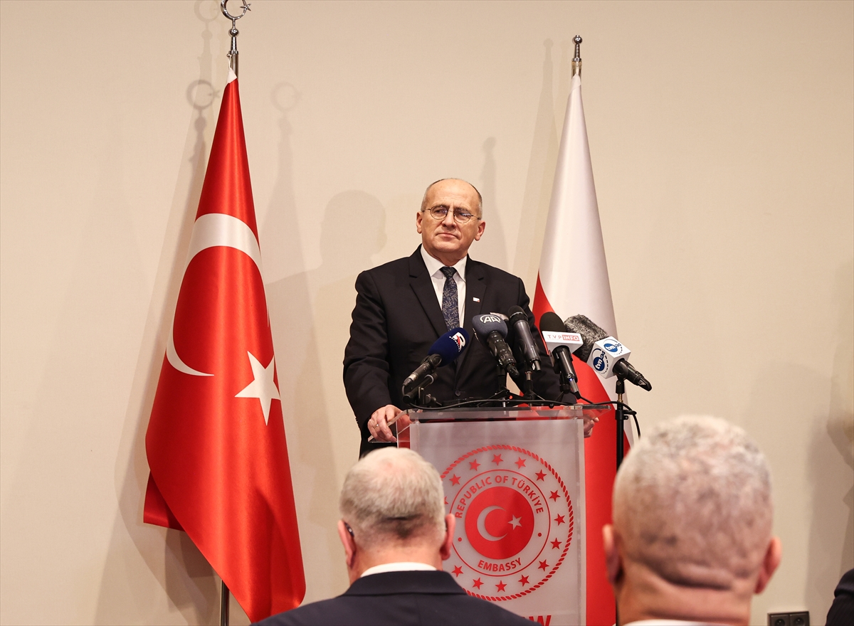 Dışişleri Bakanı Çavuşoğlu, AGİT Genel Sekreteri ile görüştü