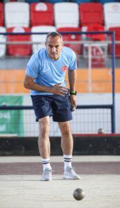 MERSİN (AA) – Mersin'de, 37 ülke 52 takımdan yaklaşık 400