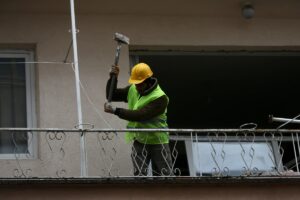 DÜZCE (AA) – Düzce'de 5,9 büyüklüğündeki depremin ardından ağır hasar