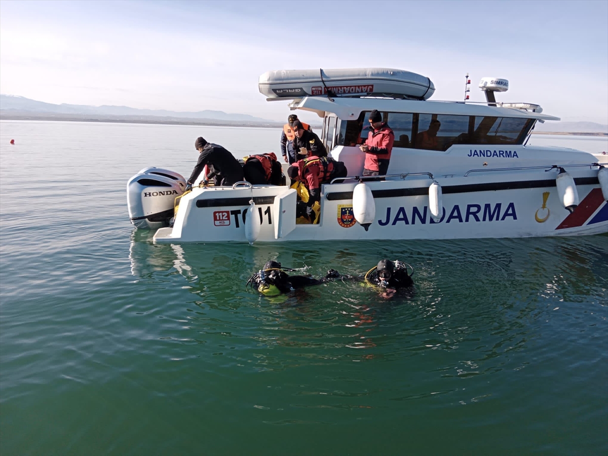 GÜNCELLEME – Elazığ'da baraj gölünde kaybolan balıkçının cesedi bulundu