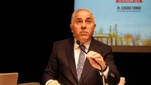 - Edebiyat dünyasından 50 seçkin isim, 26 Kasım'a kadar 8