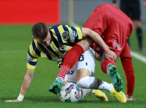 - Fenerbahçe: 0  - Demir Grup Sivasspor: 0 (İlk