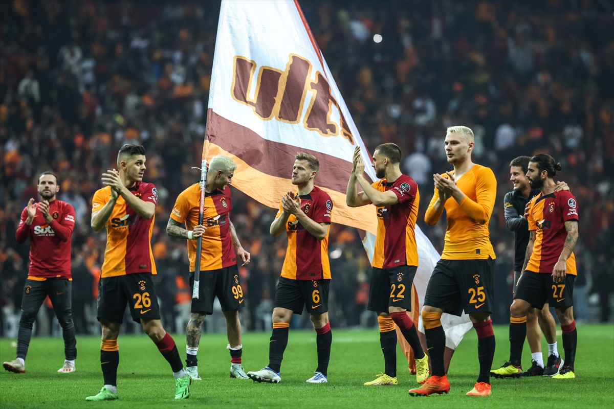 Бавария галатасарай 8 ноября