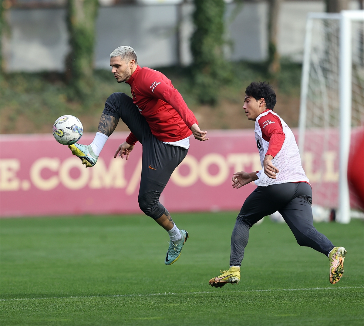 Galatasaray, hazırlıklarına devam etti