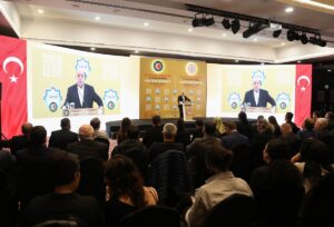 ANKARA (AA) – HAK-İŞ Konfederasyonu tarafından "Emeğe Saygı" temasıyla düzenlenen,