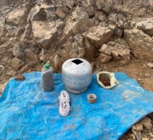 HAKKARİ (AA) – Hakkari'nin Yüksekova ilçesi kırsalında patlayıcı ve patlayıcı