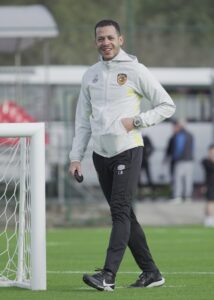 - Takımda forma giyen Türk oyuncular Doğukan Sinik ile Ozan