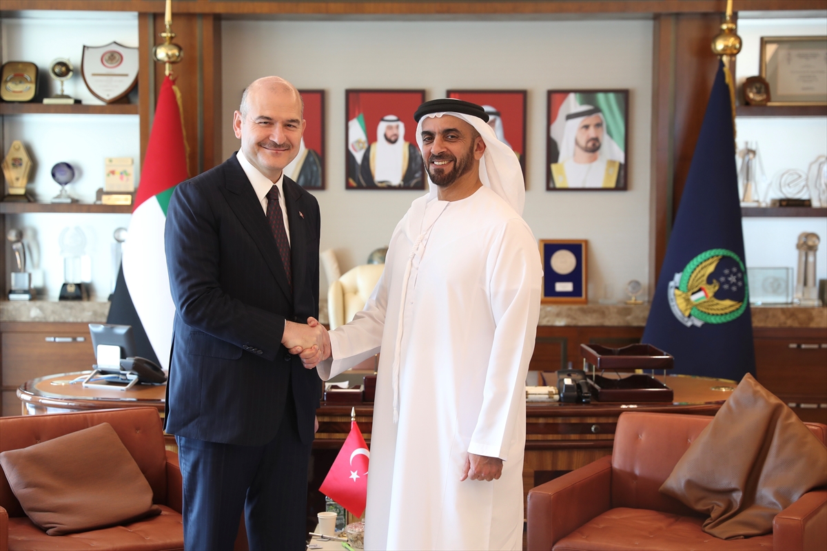 İçişleri Bakanı Soylu, BAE Başbakan Yardımcısı ve İçişleri Bakanı Al Nahyan ile görüştü