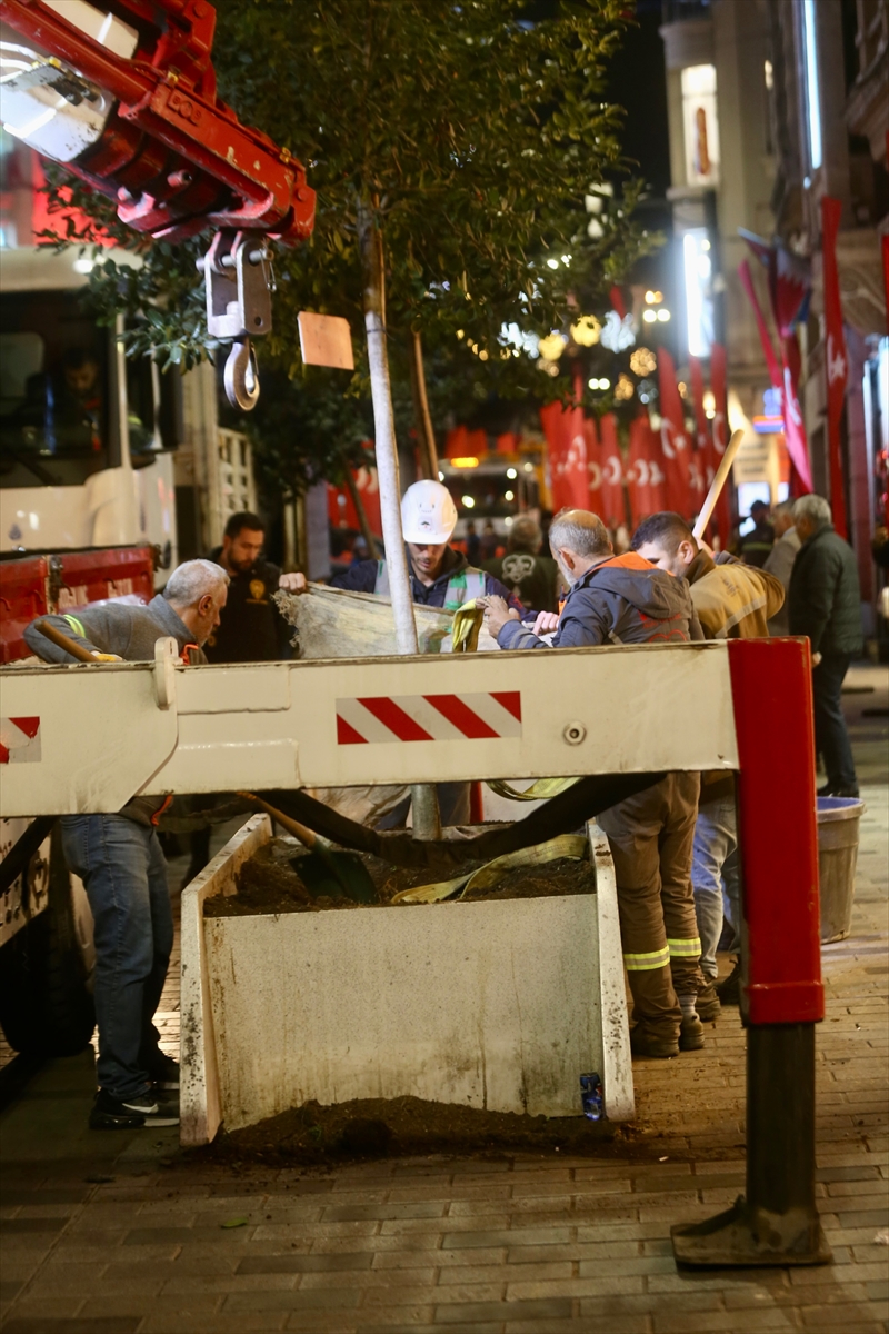 İstiklal Caddesi geçici olarak yaya trafiğine kapatıldı