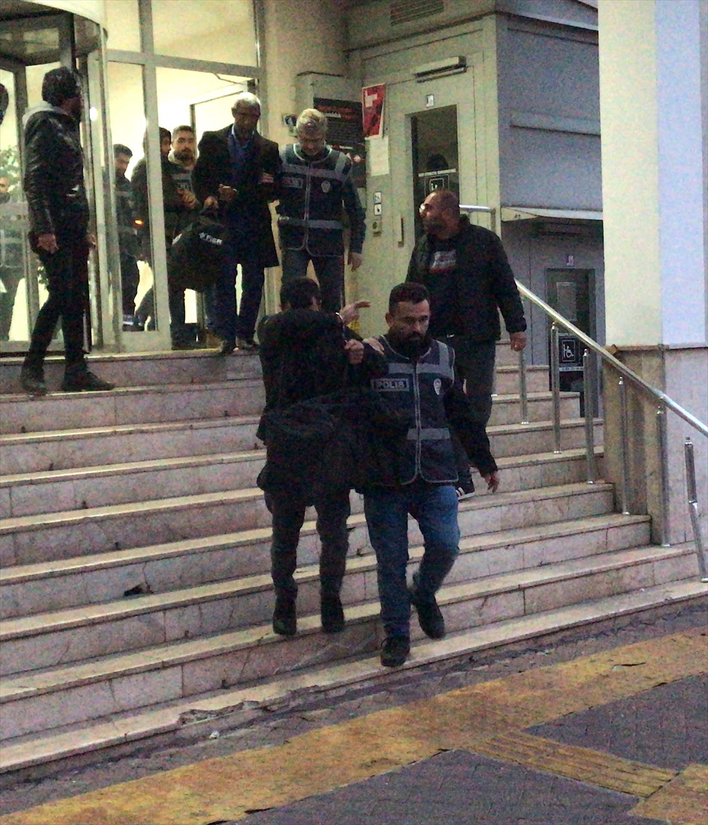 Kayseri'de aranan 9'u firari hükümlü 22 kişi yakalandı