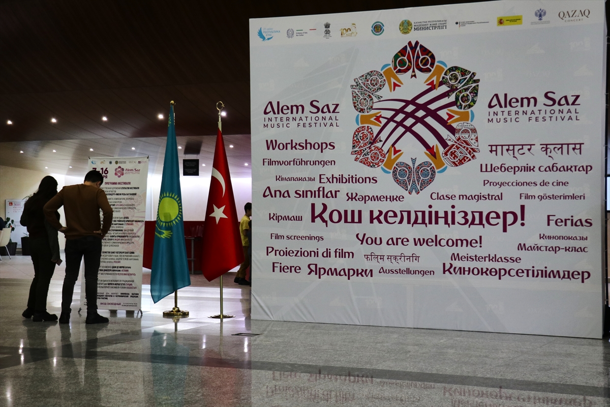 Kazakistan'da “ALEMSAZ” Uluslararası Müzik Festivali'nde Türk halk müziği tanıtıldı