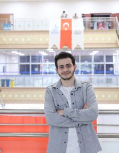 İSTANBUL (AA) – LALE BİLDİRİCİ BÜYÜKKARAKAYA – Kekemeliği yenen 20