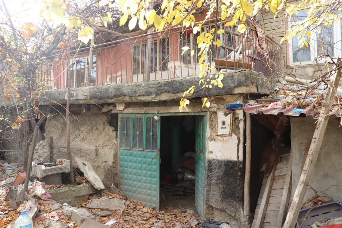 Konya'da yalnız yaşayan kişi evinde ölü bulundu