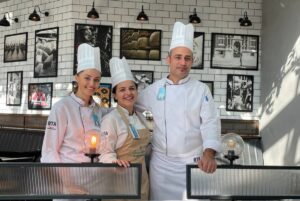 İSTANBUL (AA) – İstanbul Havalimanı'nda hizmet veren bir yiyecek ve