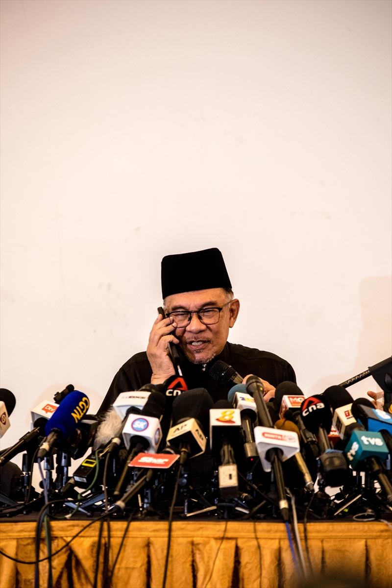 Malezya Başbakanı İbrahim, Cumhurbaşkanı Erdoğan ile görüşmesini vatandaşlarına dinletti