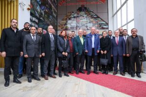 - "Anayasa değiştirilecekse bütün siyasi partilerle görüşülmeli, hiçbir sakınca yok