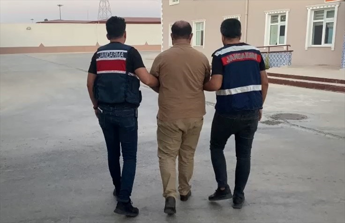 Mersin'de terör örgütü YPG/PKK operasyonunda yakalanan zanlı tutuklandı