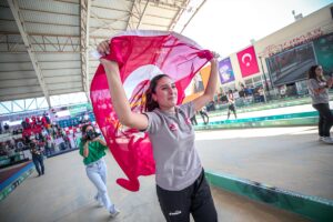 MERSİN (AA) – Milli sporcu Eda Sayak, Dünya Tekler-Karışık Çiftler