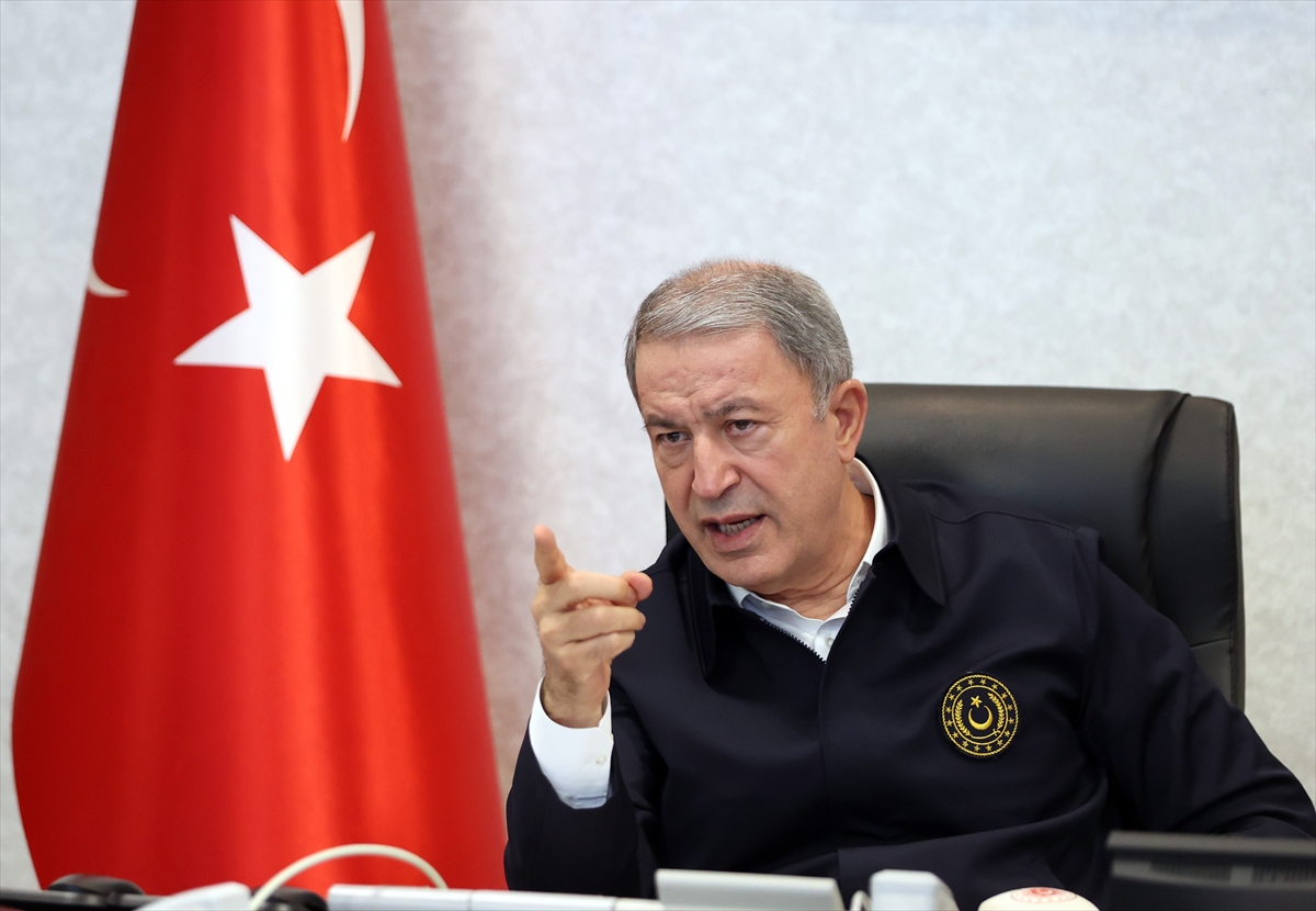 Milli Savunma Bakanı Akar’dan Yunanistan’a: Yanlışlarından dönmeliler