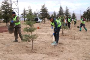 NİĞDE (AA) – Niğde Belediyesi, 24 Kasım Öğretmenler Günü dolayısıyla
