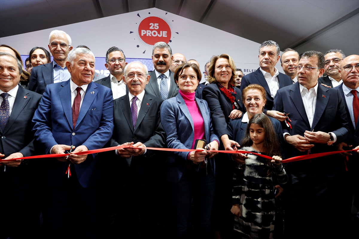 İşten çıkarılan kişi CHP Genel Başkanı Kılıçdaroğlu'nu protesto etti