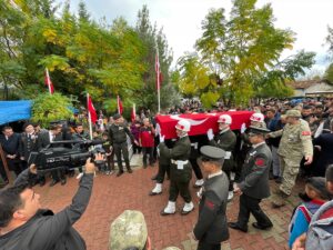 - Törene, Aile ve Sosyal Hizmetler Bakanı Derya Yanık da